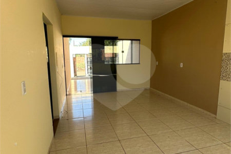 Casa à venda com 2 quartos, sendo 1 suíte, em Jardim Primavera I, Ponta Porã, MS