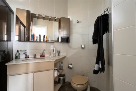 Apartamento à venda com 4 quartos, sendo 1 suíte, em Vila Mariana, São Paulo, SP