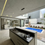 Casa à venda com 4 suítes no condomínio Mont Blanc, Sorocaba - SP