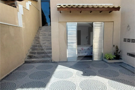 Sobrado à venda com 3 quartos em Jardim Universo, Mogi das Cruzes, SP