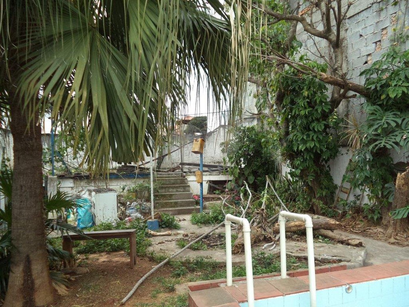 Casa Térrea à venda com 3 suítes em Parque Peruche, São Paulo, SP