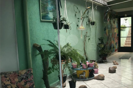 Casa à venda com 2 quartos, sendo 1 suíte, em Jardim Ester, São Paulo, SP
