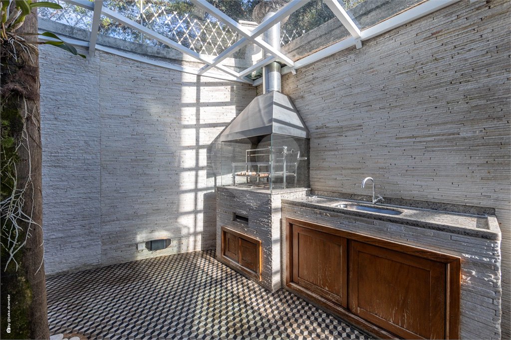 Casa à venda com 4 suítes no condomínio Saint Germain, São Paulo - SP