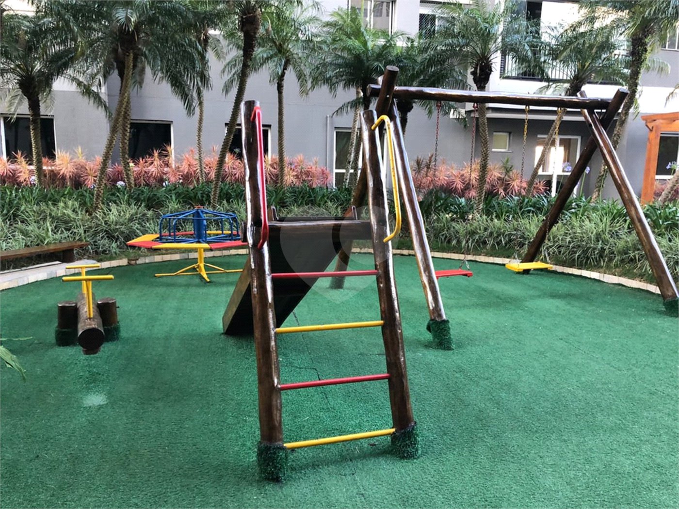 Apartamento à venda com 2 quartos em Parque Reboucas, São Paulo, SP