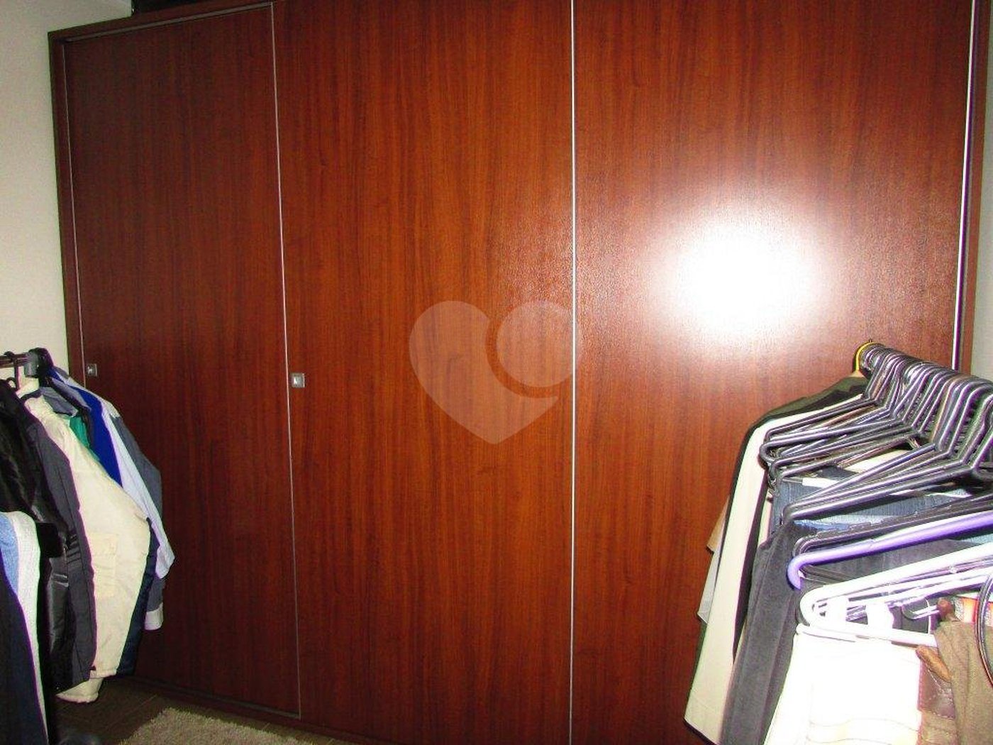 Sobrado à venda com 3 quartos, sendo 1 suíte,  em Vila Constança, São Paulo, SP