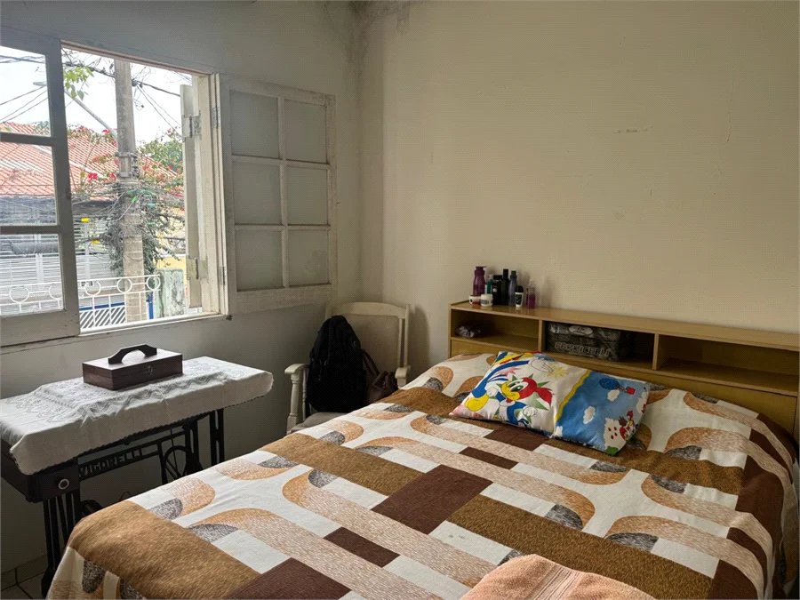 Terreno à venda com 4 quartos em Jardim Odete, São Paulo, SP