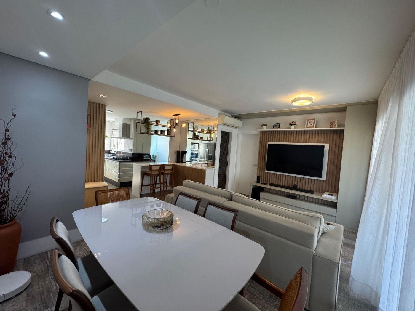 Apartamento Alto Padrão, 103 m² e 3 dormitórios à venda no José Menino - Santos/SP