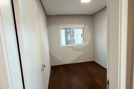 Apartamento à venda com 3 quartos, sendo 1 suíte, no Centro, São Bernardo do Campo, SP