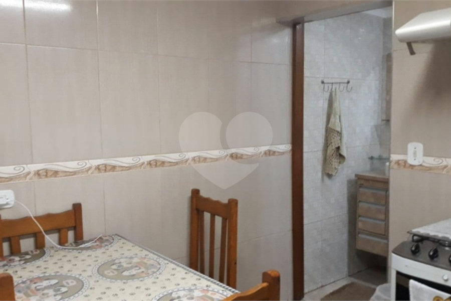 Sobrado à venda com 3 quartos, sendo 1 suíte, em Parque Continental I, Guarulhos, SP