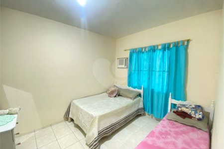 Casa à venda com 3 quartos em Campo Grande, Rio de Janeiro, RJ