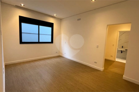 Casa à venda com 4 suítes no condomínio Residencial Granville, Atibaia - SP