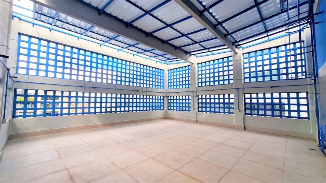 Sala Comercial à Venda na Encruzilhada – 100 M² – Santos/Sp