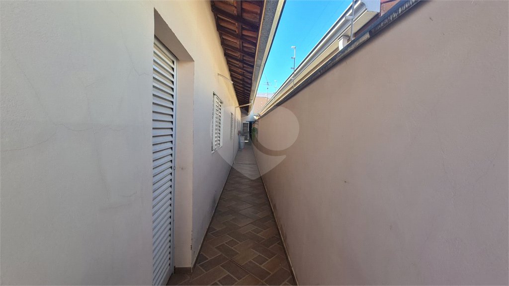 Casa à venda com 3 quartos, sendo 1 suíte, em Vila Carolina, Itapetininga, SP