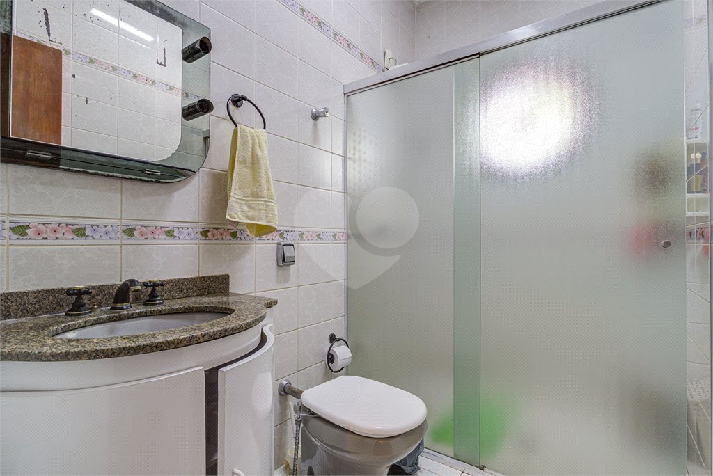 Sobrado à venda com 3 quartos, sendo 1 suíte, em Interlagos, São Paulo, SP
