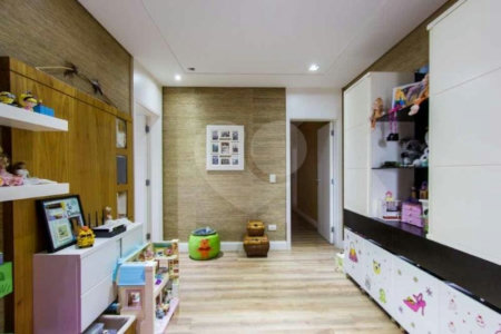 Apartamento à venda com 4 suítes em Jardim Marajoara, São Paulo, SP