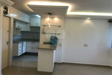 Apartamento à venda com 3 quartos em Jardim Olympia, São Paulo, SP