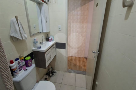 Casa Térrea à venda com 5 quartos, sendo 1 suíte, em Chora Menino, São Paulo, SP