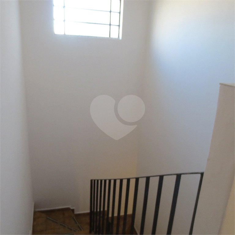 Casa à venda com 4 quartos, sendo 1 suíte, em Vila Santo Estéfano, São Paulo, SP