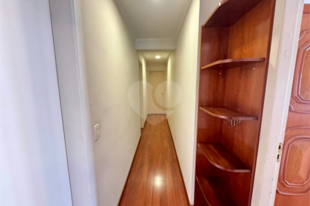 Apartamento à venda com 4 quartos, sendo 2 suítes,  em Pinheiros, São Paulo, SP