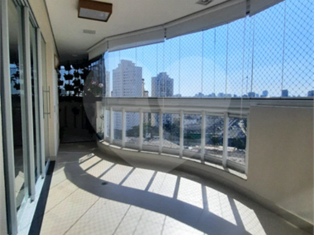 Apartamento à venda com 3 suítes em Jardim Marajoara, São Paulo, SP