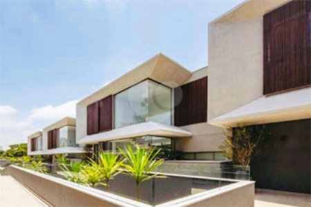 Casa à venda com 3 suítes no condomínio Casas Oás, São Paulo - SP