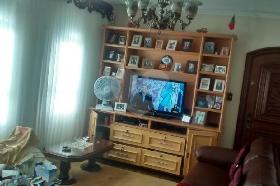 Casa à venda com 4 quartos, sendo 2 suítes,  em Vila Guilherme, São Paulo, SP