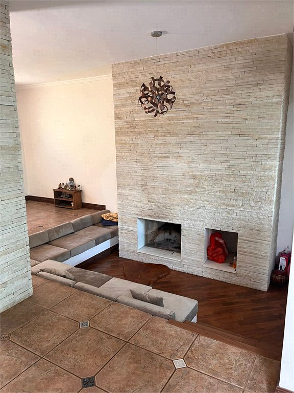 Casa à venda ou para alugar com 4 quartos, sendo 2 suítes, em Serra da Cantareira, Mairiporã, SP