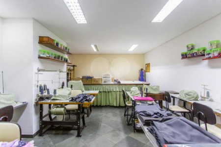 Sobrado à venda com 4 quartos, sendo 3 suítes, em Brooklin, São Paulo, SP