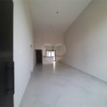 Casa à venda com 3 quartos, sendo 1 suíte, em Residencial/Comercial, Vinhedo, SP