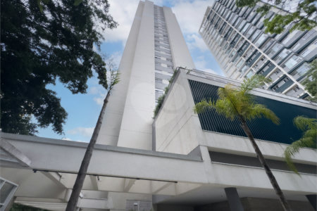 Apartamento à venda com 2 quartos, sendo 1 suíte, em Chácara Santo Antônio (zona Sul), São Paulo, SP