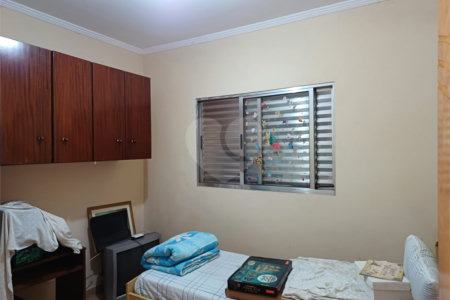 Sobrado à venda com 4 quartos, sendo 1 suíte, em Jardim Recanto Verde, São Paulo, SP