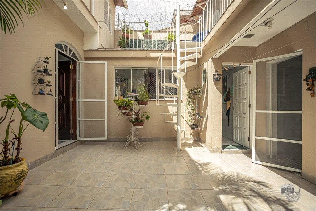 Casa à venda com 3 quartos, sendo 1 suíte, em Vila Leopoldina, São Paulo, SP