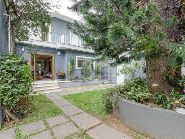 Casa de Vila à venda com 3 quartos, sendo 2 suítes,  em Brooklin Velho, São Paulo, SP