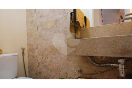Apartamento à venda com 2 suítes em Jardim Londrina, São Paulo, SP