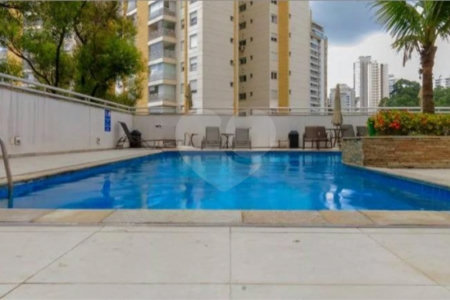 Apartamento à venda com 3 quartos, sendo 1 suíte, em Vila Andrade, São Paulo, SP