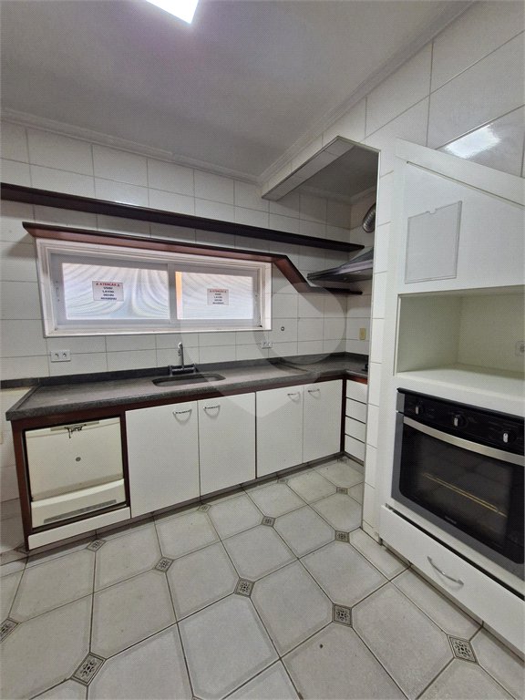 Casa à venda ou para alugar com 5 quartos, sendo 4 suítes,  em Santa Rosa, Vinhedo, SP
