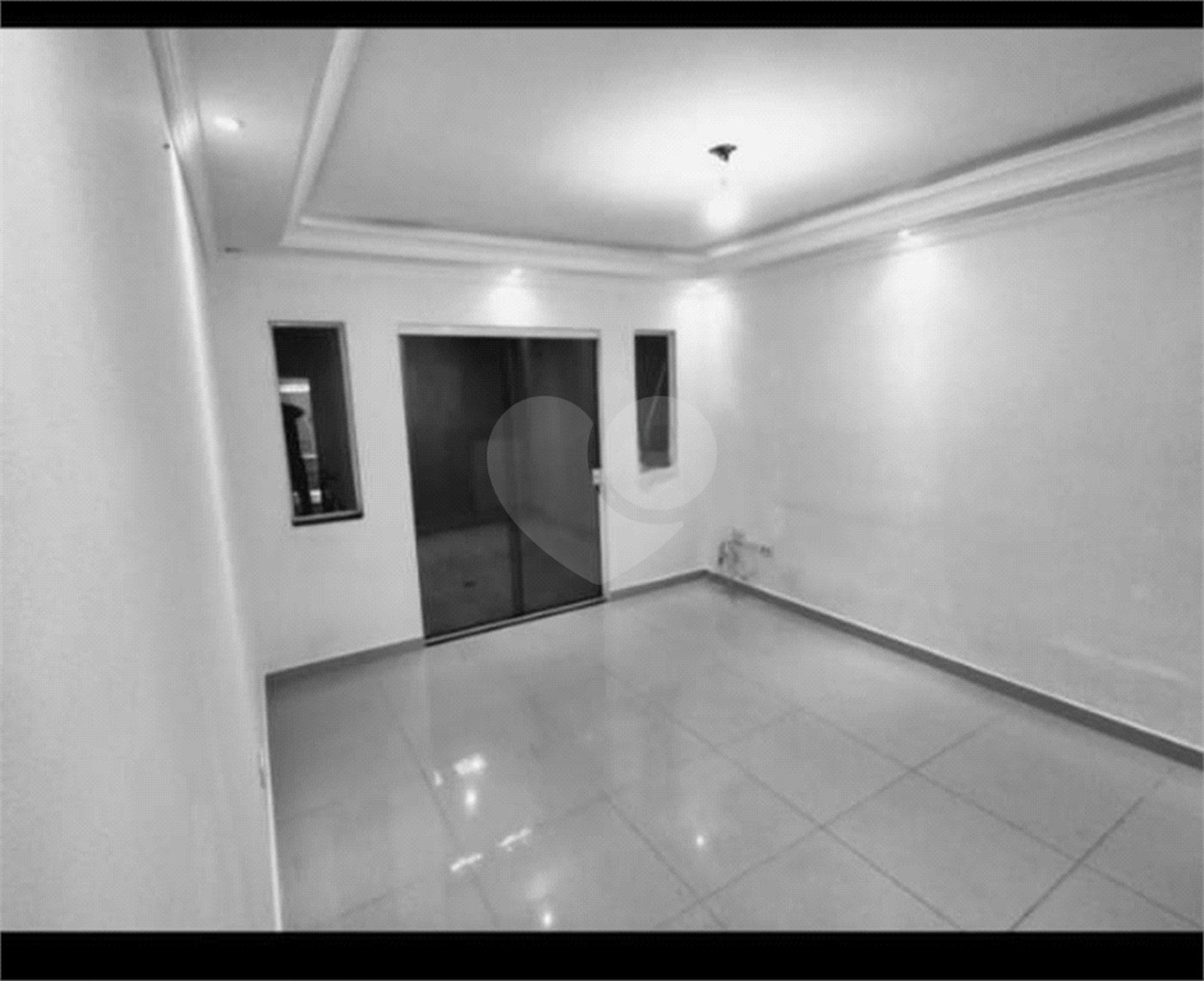 Casa à venda com 3 quartos, sendo 1 suíte, em Itaquera, São Paulo, SP