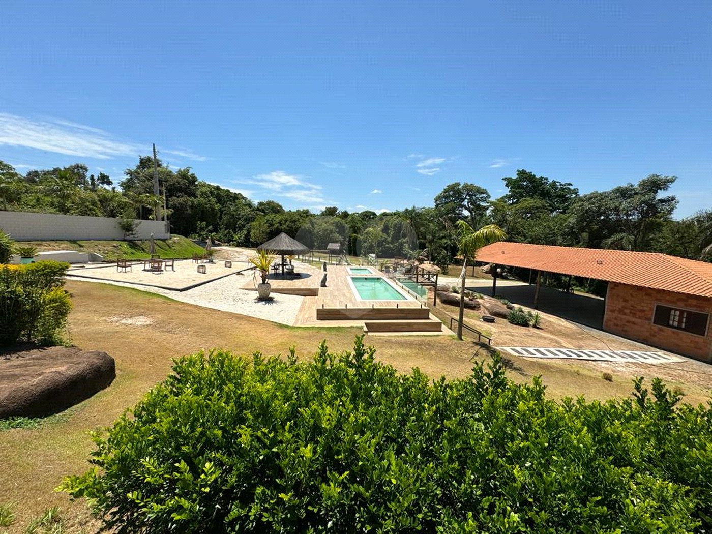 Sítio à venda com 3 quartos, sendo 1 suíte, em Jardim dos Laranjais, Indaiatuba, SP