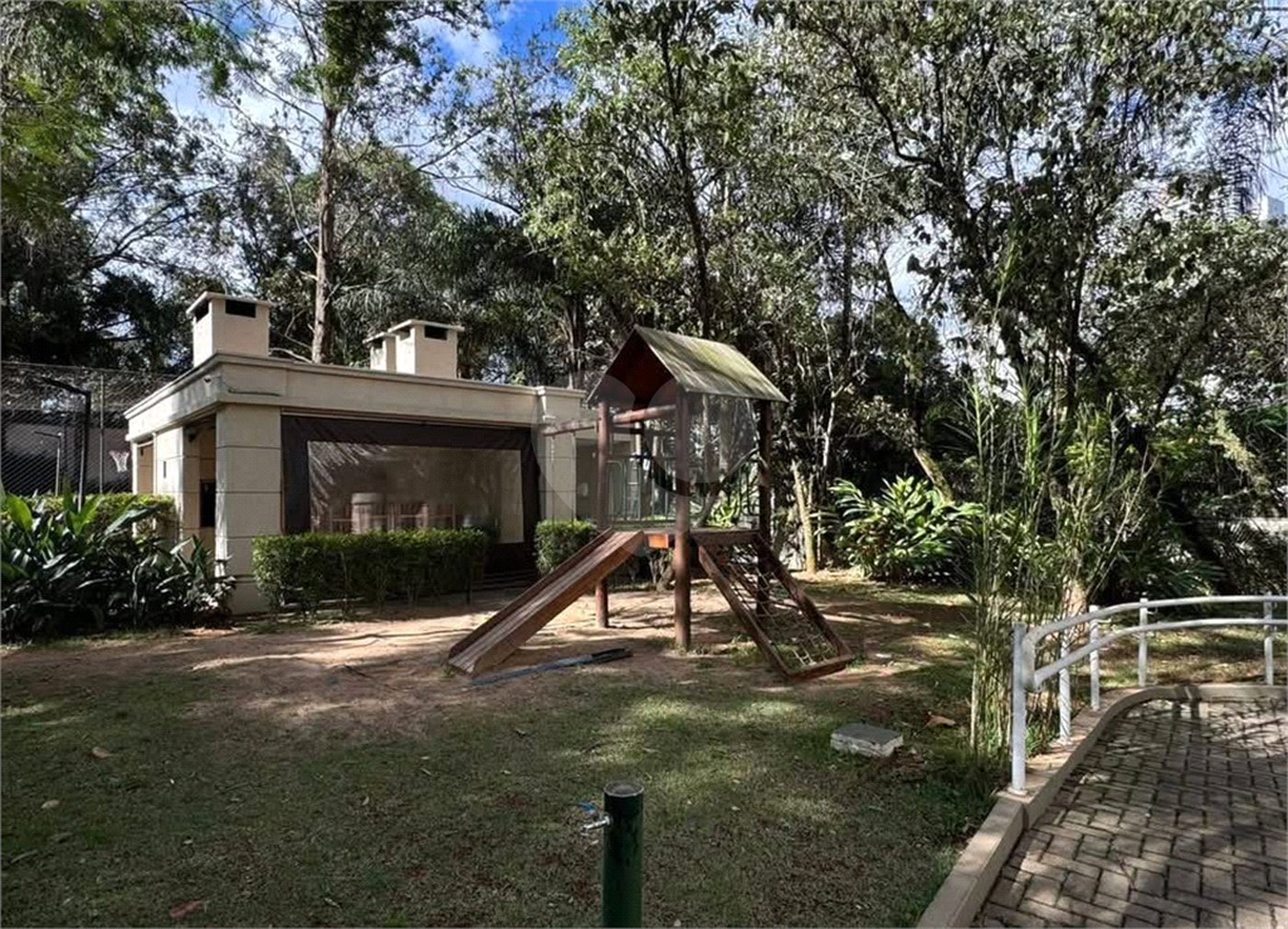 Apartamento à venda com 2 quartos, sendo 1 suíte,  em Vila Andrade, São Paulo, SP