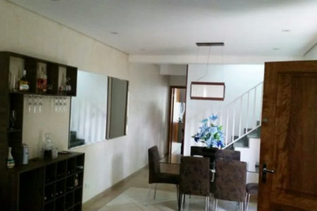 Casa à venda com 3 suítes em Vila Sônia, São Paulo, SP