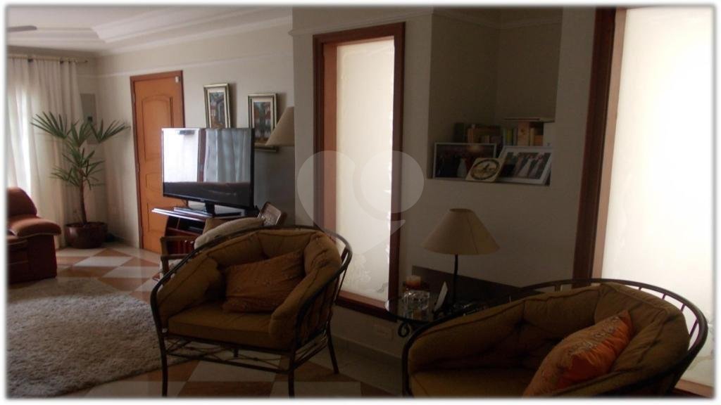 Sobrado à venda com 3 quartos, sendo 2 suítes, em Água Fria, São Paulo, SP