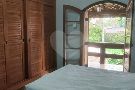 Chácara à venda com 4 quartos, sendo 3 suítes, em Campos de Atibaia, Atibaia, SP