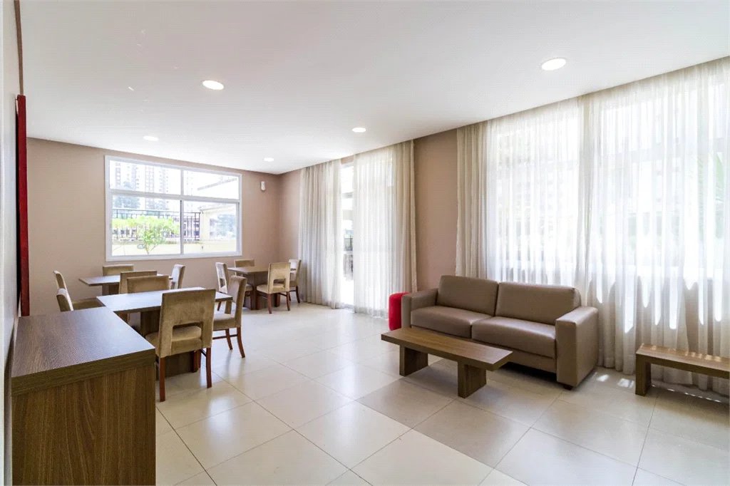 Apartamento à venda com 2 quartos, sendo 1 suíte,  em Vila Andrade, São Paulo, SP