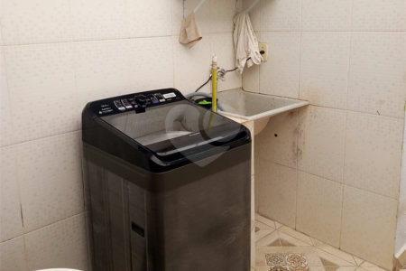 Casa à venda com 2 quartos no condomínio Silvino Manoel dos Santos, Itapetininga - SP