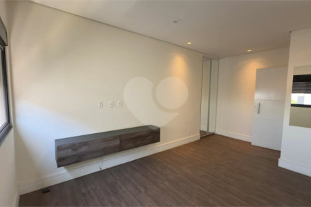 Casa à venda com 6 quartos, sendo 3 suítes, no condomínio Jardim Vila Paradiso, Indaiatuba - SP