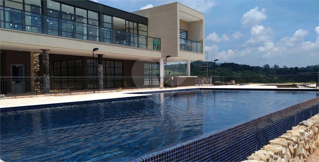 Terreno à venda com 1 suíte no condomínio Altavis Aldeia, Santana de Parnaíba - SP