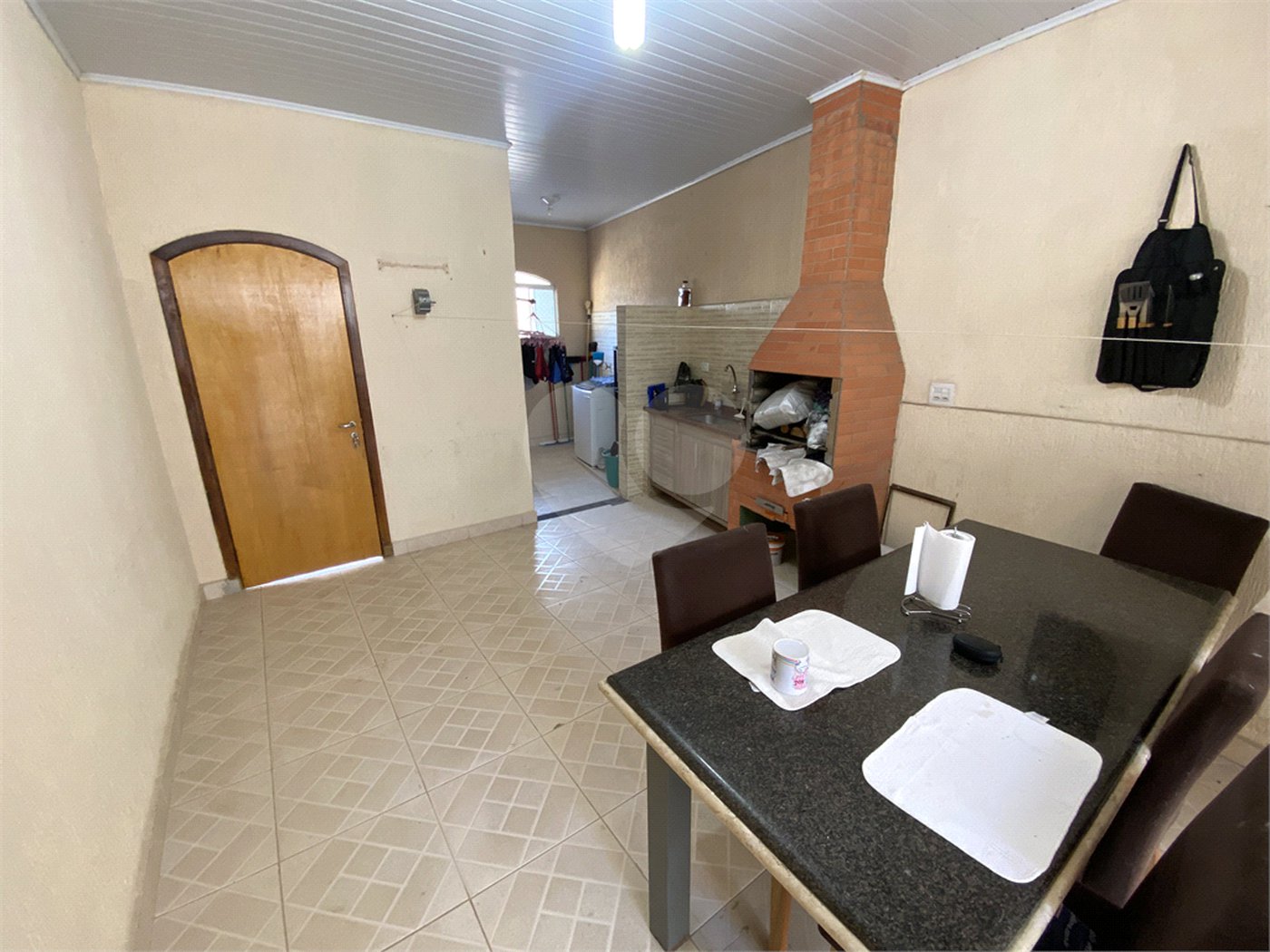 Sobrado à venda com 3 quartos, sendo 1 suíte, em Monte Castelo, São José dos Campos, SP
