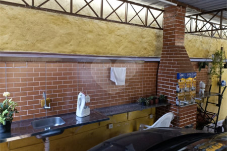 Casa à venda com 4 quartos em Chora Menino, São Paulo, SP