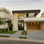 Casa à venda com 3 suítes no condomínio Glarus, Campinas - SP