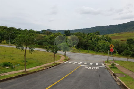 Terreno à venda em San Fernando Valley, Atibaia, SP